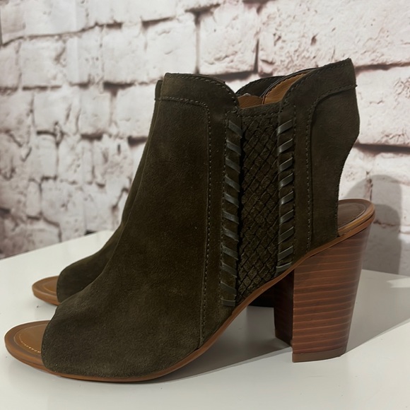 Franco Sarto “Sylvania” Booties, Size 7.5 - Picture 2 of 7